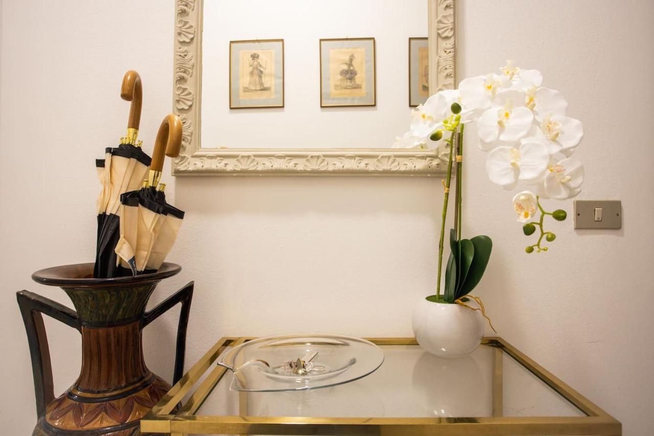 Fiorina Apartment Saronno Bagian luar foto