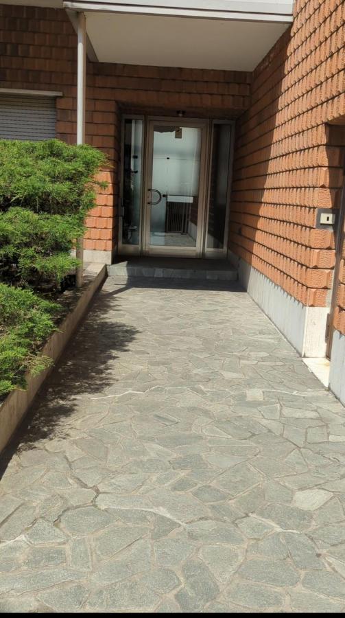 Fiorina Apartment Saronno Bagian luar foto